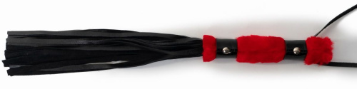 Многохвостовый черный флогер с красной ручкой - 44 см. фото 2
