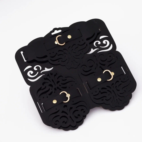 Фигурный набор для БДСМ-игр с узорами и золотистой фурнитурой Фигурный набор для БДСМ-игр с узорами и золотистой фурнитурой