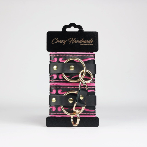 Черные кожаные наручники с розовой строчкой фото 2 Черные кожаные наручники с розовой строчкой фото 2