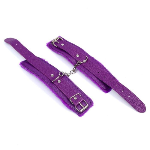 Фиолетовые наручники с меховой подкладкой фото 3
