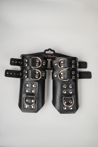 Черные высокие кожаные наручники для подвешивания фото 3 Черные высокие кожаные наручники для подвешивания фото 3