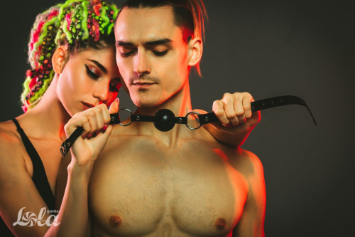 Черный кляп-шарик  Love Spell фото 4