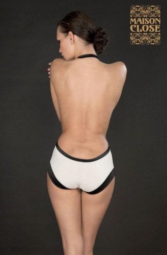 Эротические шорты с завышенной талией и петелькой на шею фото 2