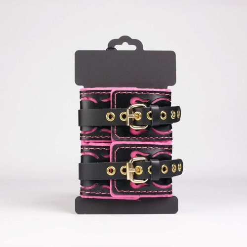 Черные кожаные оковы с розовой строчкой фото 3 Черные кожаные оковы с розовой строчкой фото 3