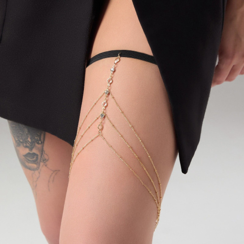 Золотистый аксессуар на бедро с оригинальным дизайном фото 2 Золотистый аксессуар на бедро с оригинальным дизайном фото 2