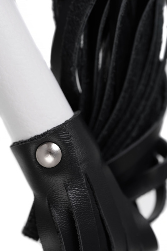 Плеть с белой рукоятью и чёрными хлыстами - 50 см. фото 6