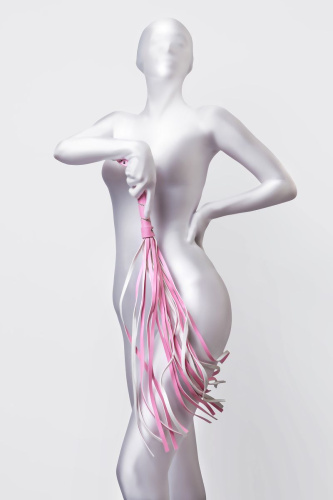 Розовый флоггер Anonymo - 64 см. фото 3 Розовый флоггер Anonymo - 64 см. фото 3