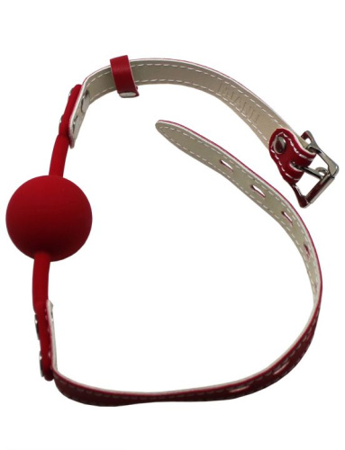 Красный силиконовый кляп с фиксацией и замочком фото 4