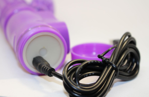 Фиолетовый вибратор-ротатор с клиторальным стимулятором - 22,5 см. фото 2
