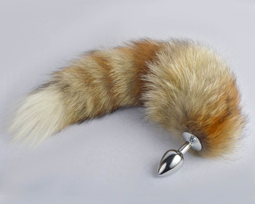 Серебристая анальная пробка с натуральным лисьим хвостом Серебристая анальная пробка с натуральным лисьим хвостом