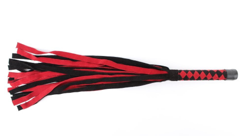 Черно-красная замшевая плеть с ромбами на рукояти - 60 см. фото 2