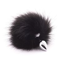 Серебристая анальная пробка с черным хвостиком из искусственного меха