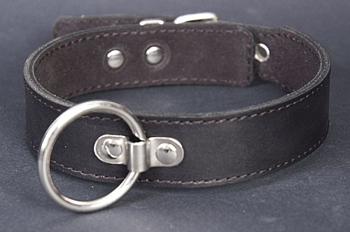 Женский ошейник из кожи с кольцом фото 2