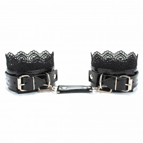 Изысканные чёрные наручники с кружевом фото 5