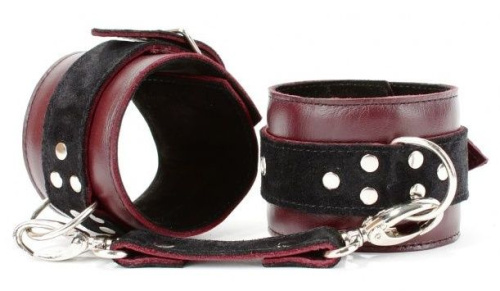 Бордовые оковы Maroon Shackles Бордовые оковы Maroon Shackles