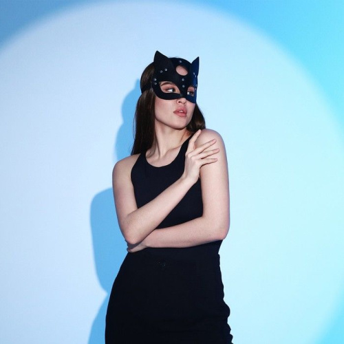 Оригинальная черная маска «Кошка» с ушками фото 8