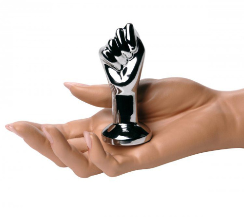Анальный стимулятор в виде сомкнутой руки Masters The Commander Mini Fist Plug - 8,8 см. фото 3