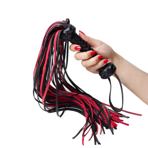 Черно-красная плеть из искусственной кожи - 74 см. фото 3