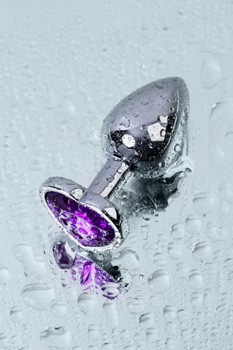 Серебристая коническая анальная пробка с фиолетовым кристаллом-сердечком - 7 см. фото 10