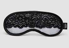 Атласная маска с кружевом Play Nice