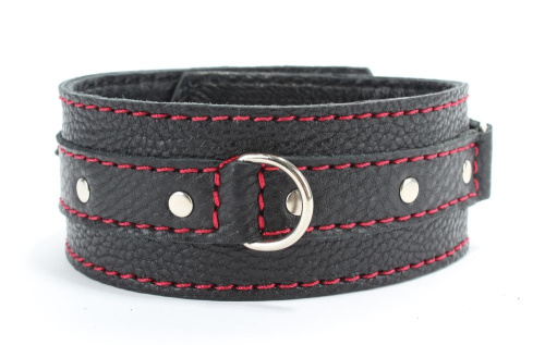 Черный ошейник из натуральной кожи с красной строчкой и кольцом Черный ошейник из натуральной кожи с красной строчкой и кольцом