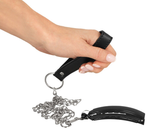 Зажим для половых губ с поводком Pussy Clamp With A Leash фото 4