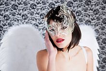 Венецианская маска Catarina на шёлковых лентах