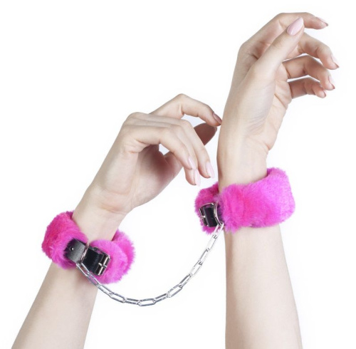 Кожаные наручники со съемной розовой опушкой фото 2