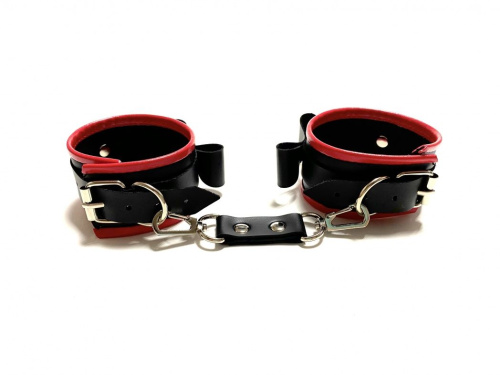 Черно-красные наручники с бантиками из эко-кожи фото 2