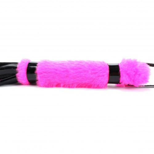 Черная плеть с розовой меховой рукоятью - 44 см. фото 3