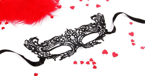 Черная ажурная текстильная маска Рокси Черная ажурная текстильная маска Рокси