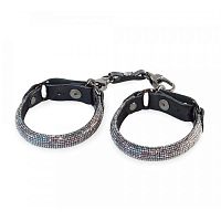 Сверкающие наручники  Гламур