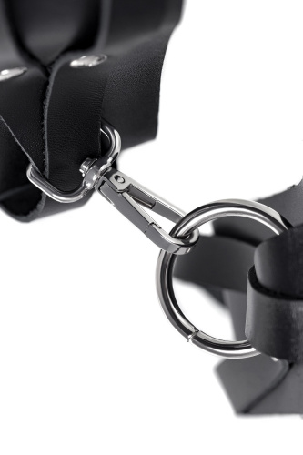 Черные кожаные оковы с двумя перекрёстными ремешками фото 8 Черные кожаные оковы с двумя перекрёстными ремешками фото 8
