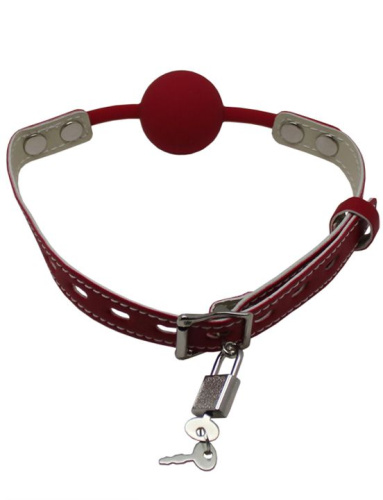 Красный силиконовый кляп с фиксацией и замочком фото 3