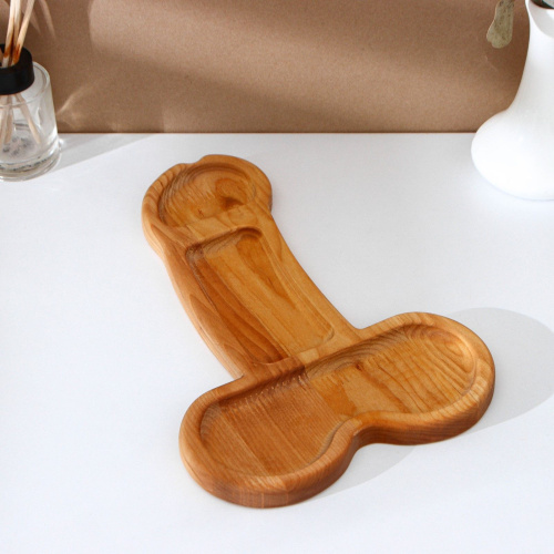 Деревянное блюдо для подачи в форме члена (32,5 х 20 х 1,7 см) фото 3 Деревянное блюдо для подачи в форме члена (32,5 х 20 х 1,7 см) фото 3