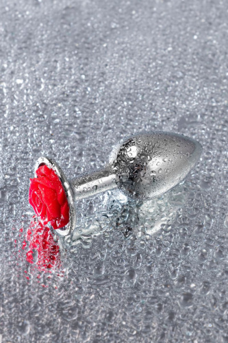 Серебристая анальная втулка с красной розочкой - 8 см. фото 7