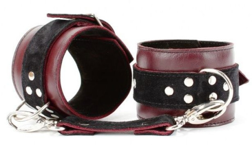 Бордовые наручники Maroon Shackles Of Hands Бордовые наручники Maroon Shackles Of Hands
