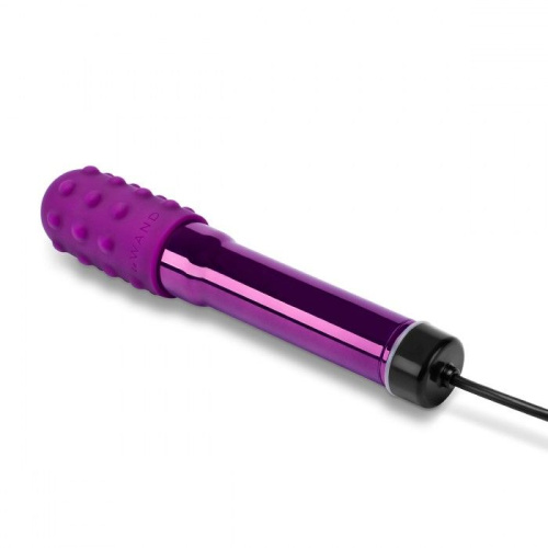 Фиолетовый жезловый вибратор Le Wand Grand Bullet с двумя нежными насадками фото 3
