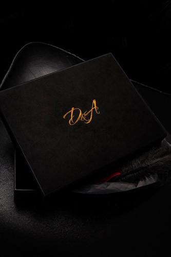 Пикантный открытый корсаж с перьями фото 3 Пикантный открытый корсаж с перьями фото 3