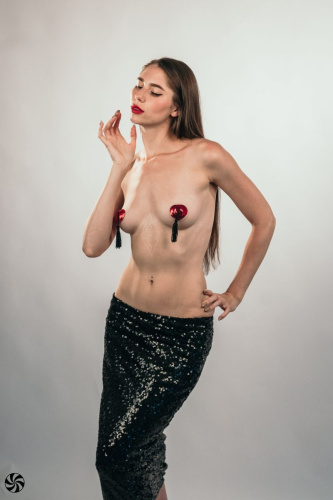 Красные пэстисы-сердечки Gipsy с черными кисточками фото 5