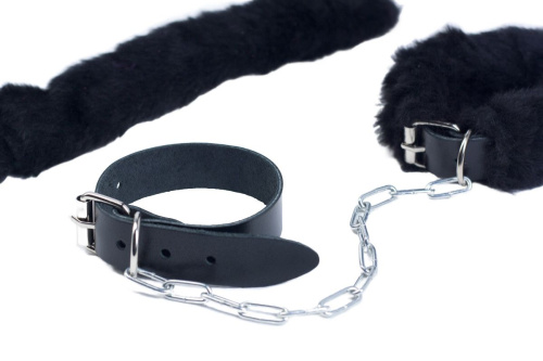 Кожаные наручники со съемной черной опушкой фото 3